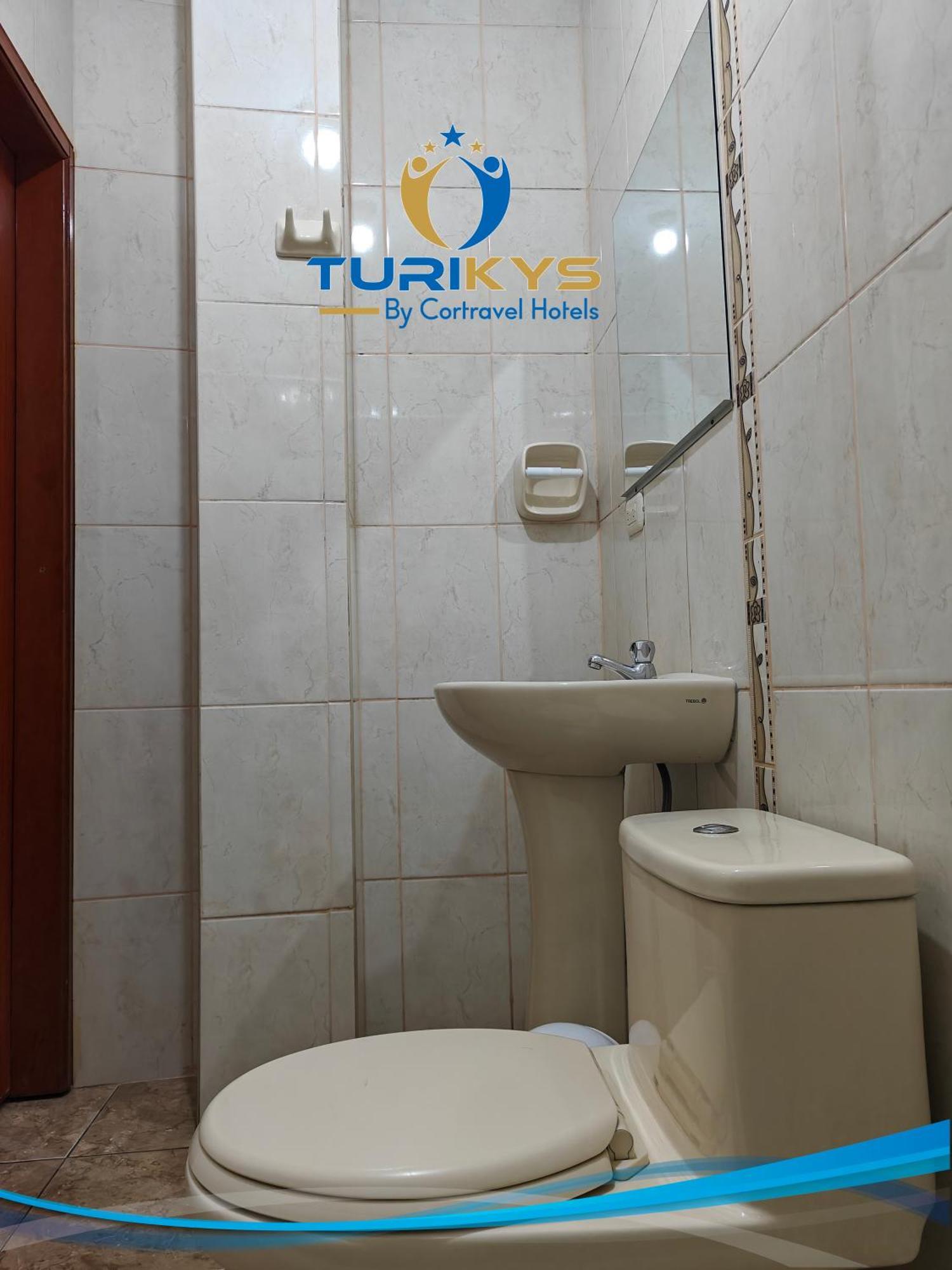Hotel Turikys Churin Bilik gambar